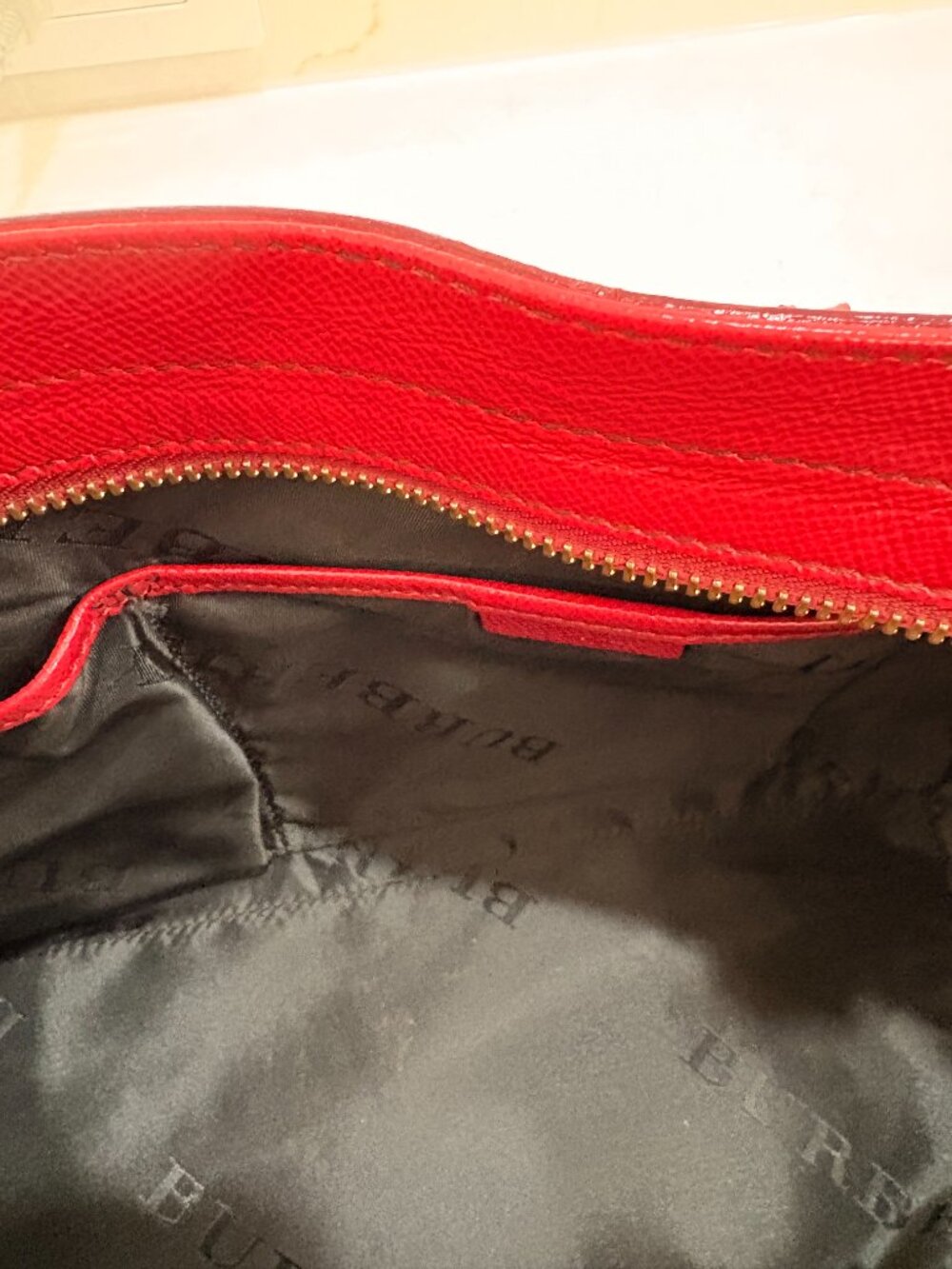 Burberry Somerfeld Convertible Tote - Saffiano Patent Leather - Picture 10 of 16